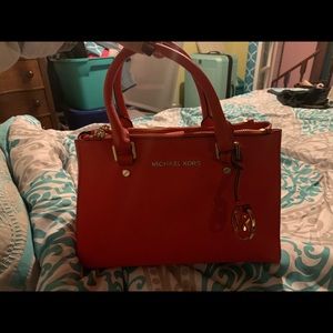 Michael kors purse
